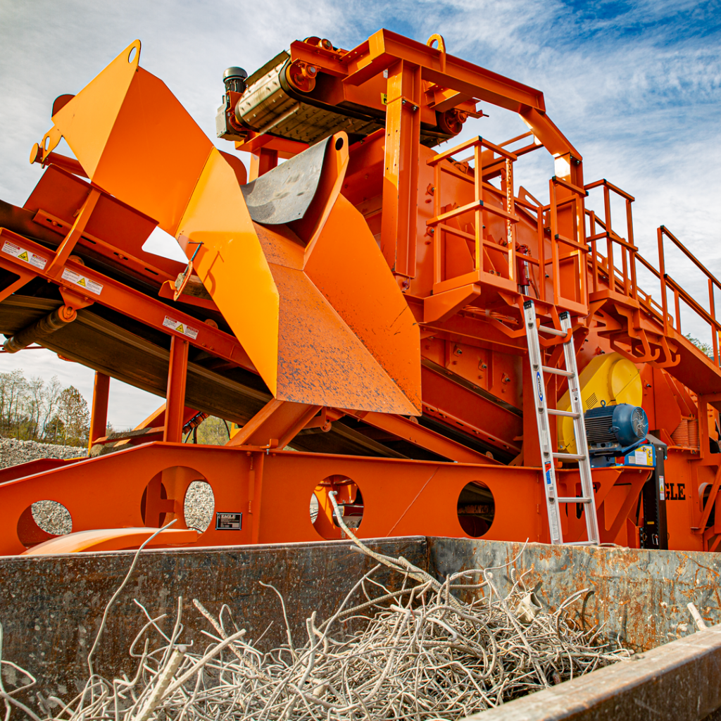 Sorting Rebar and Metal Contaminants When Crushing Concrete