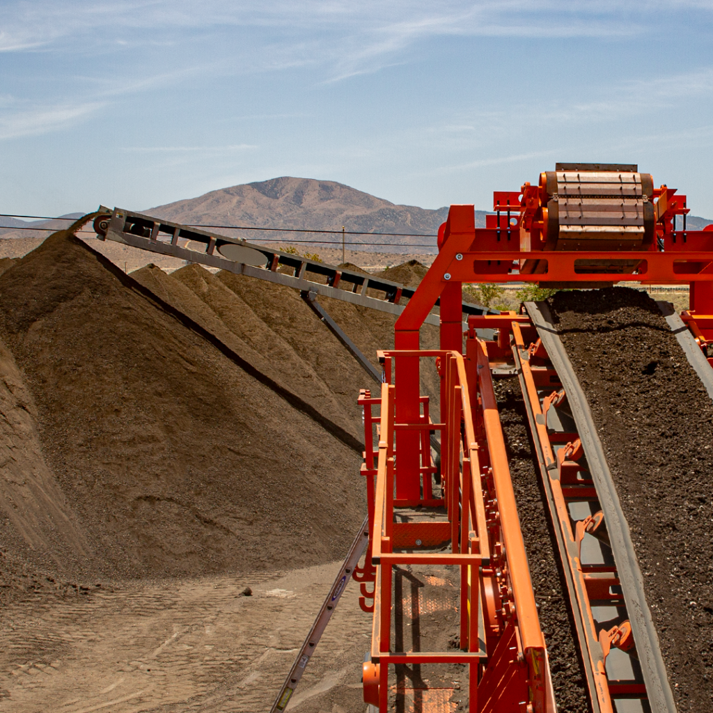Optimizing Stockpiling on the Crushing Site